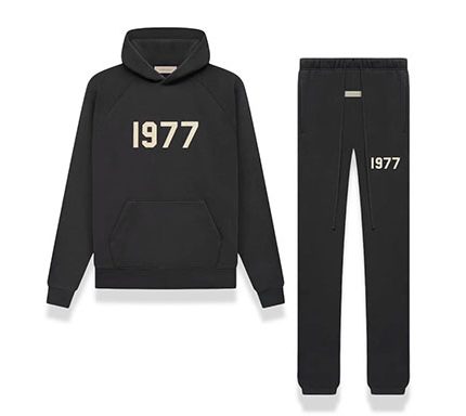 1977 Essentials Iron FW Set