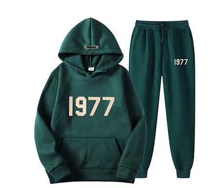 Oversized 1977 Essentials Tracksuit in Green